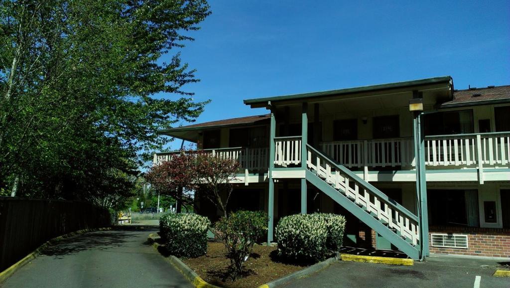 Motel Puyallup Εξωτερικό φωτογραφία